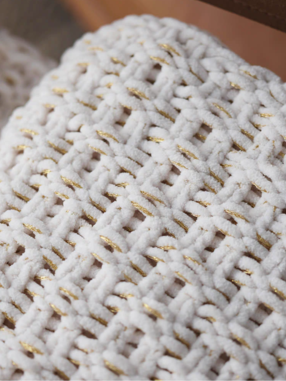 GOLD Pure Chunky Knit Throw Blanket