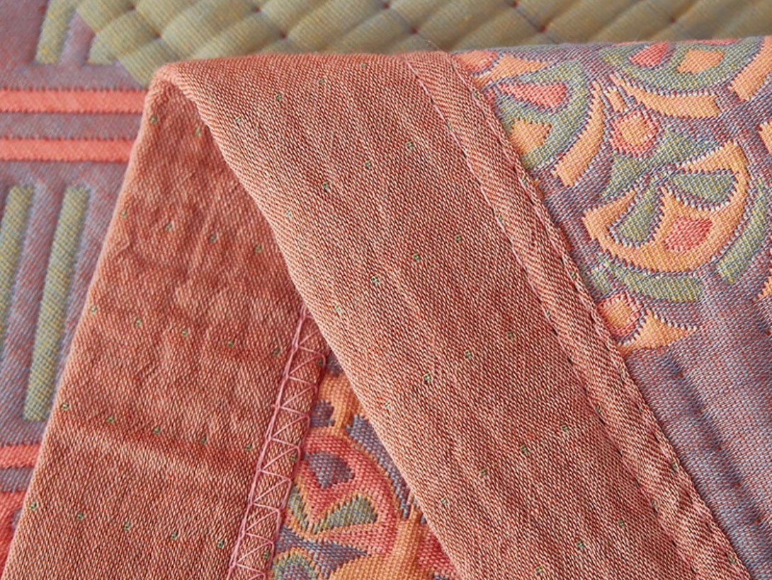 Colorful Harmony Cotton Woven Quilt