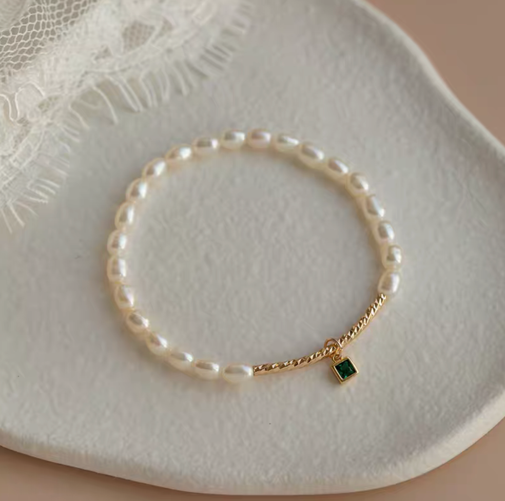 Olivine Pearl Bracelet