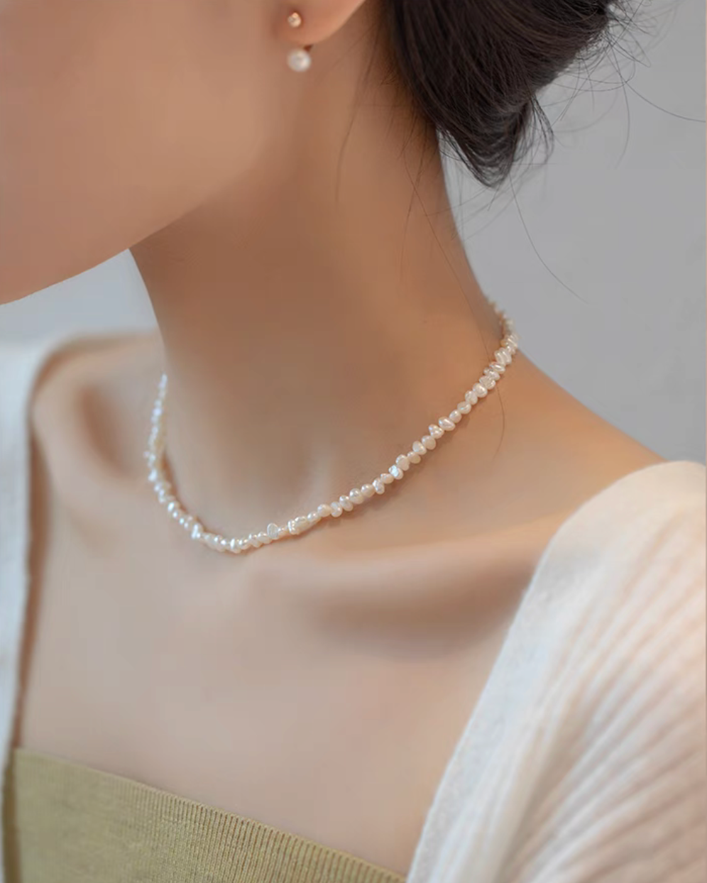 Classic Baroque Pearl Necklace