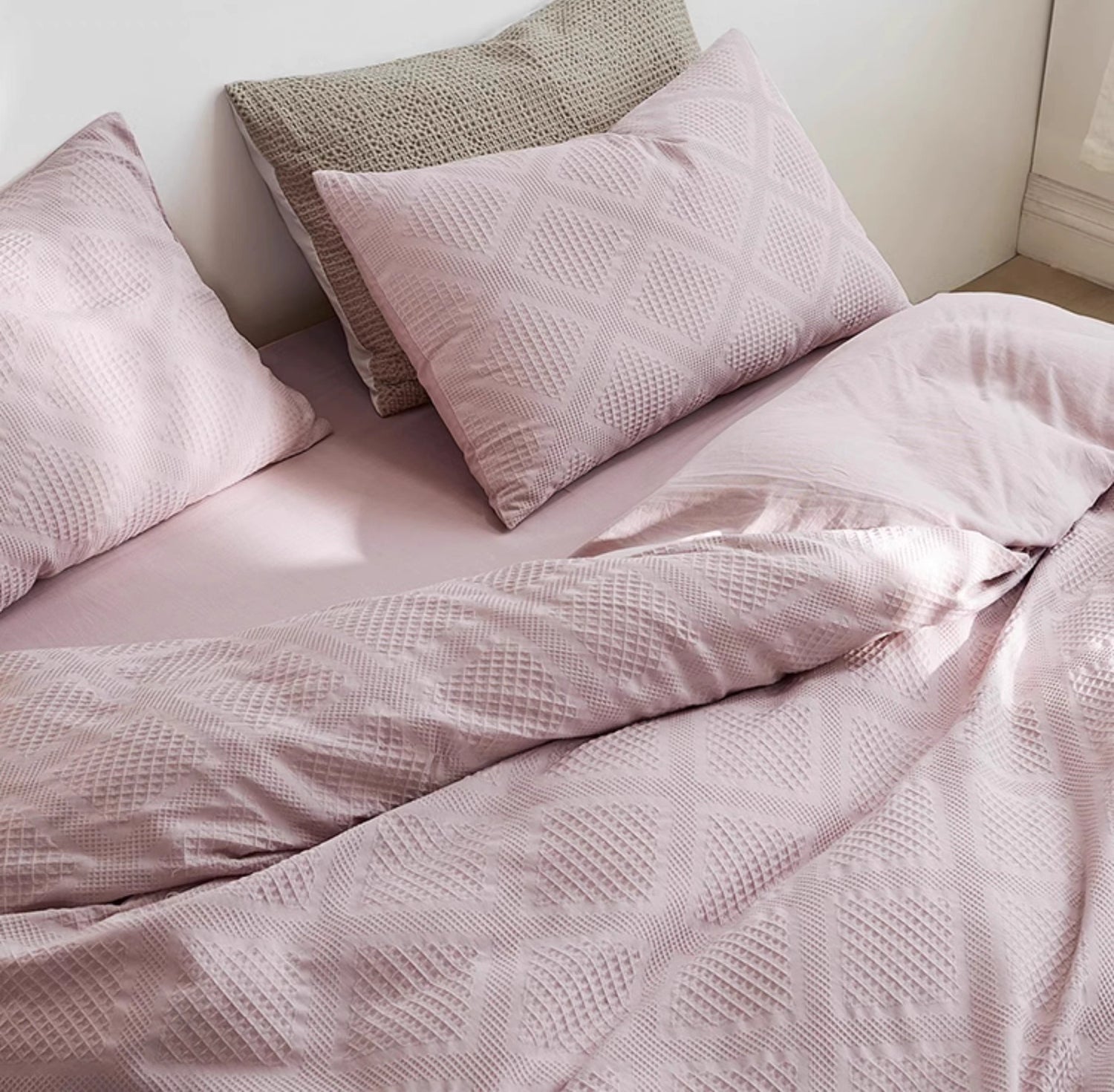 Waffle Weave Jacquard Duvet Cover &amp; Sheet &amp; Sham Set