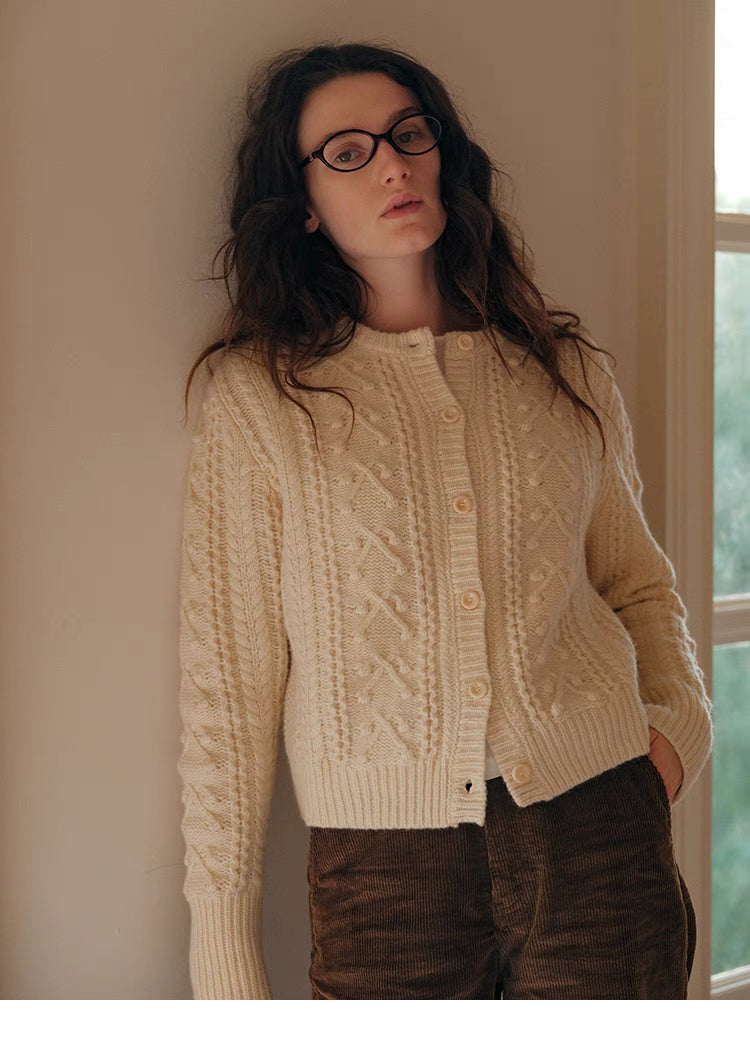 Vintage-Inspired Cable-Knit Cardigan