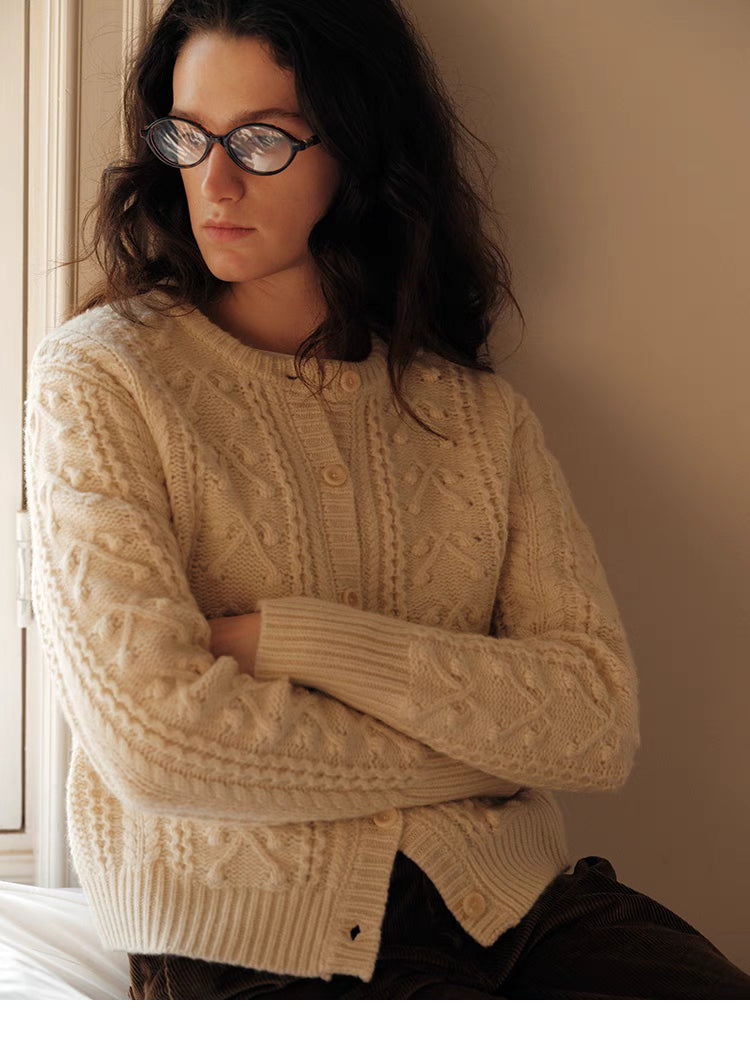 Vintage-Inspired Cable-Knit Cardigan