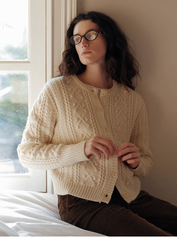 Vintage-Inspired Cable-Knit Cardigan