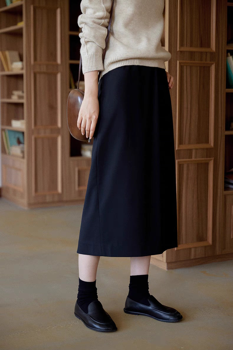 The Classic Sculpted Midi Skirt