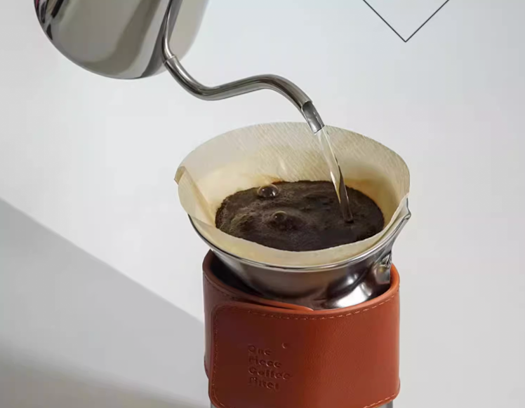 One Piece Portable Pour Over Coffee Set