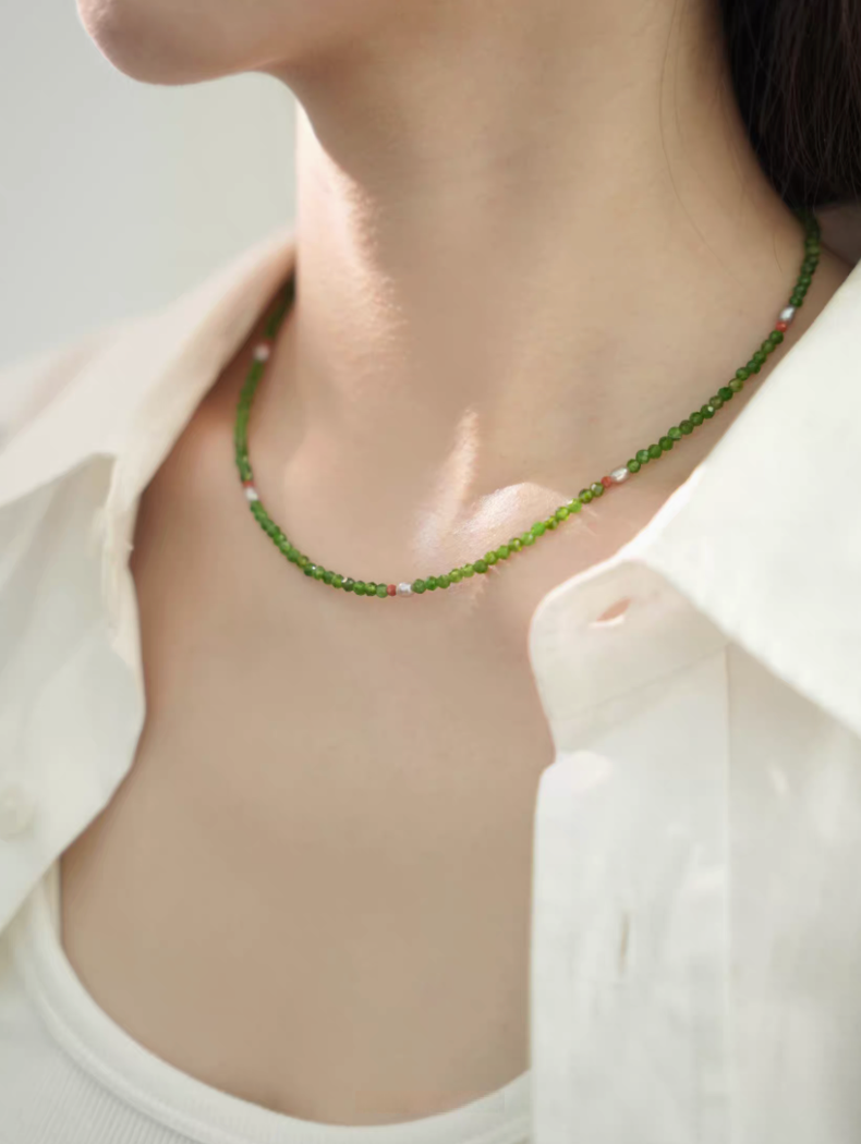 Emerald Green Gemstone and Pearl Necklace