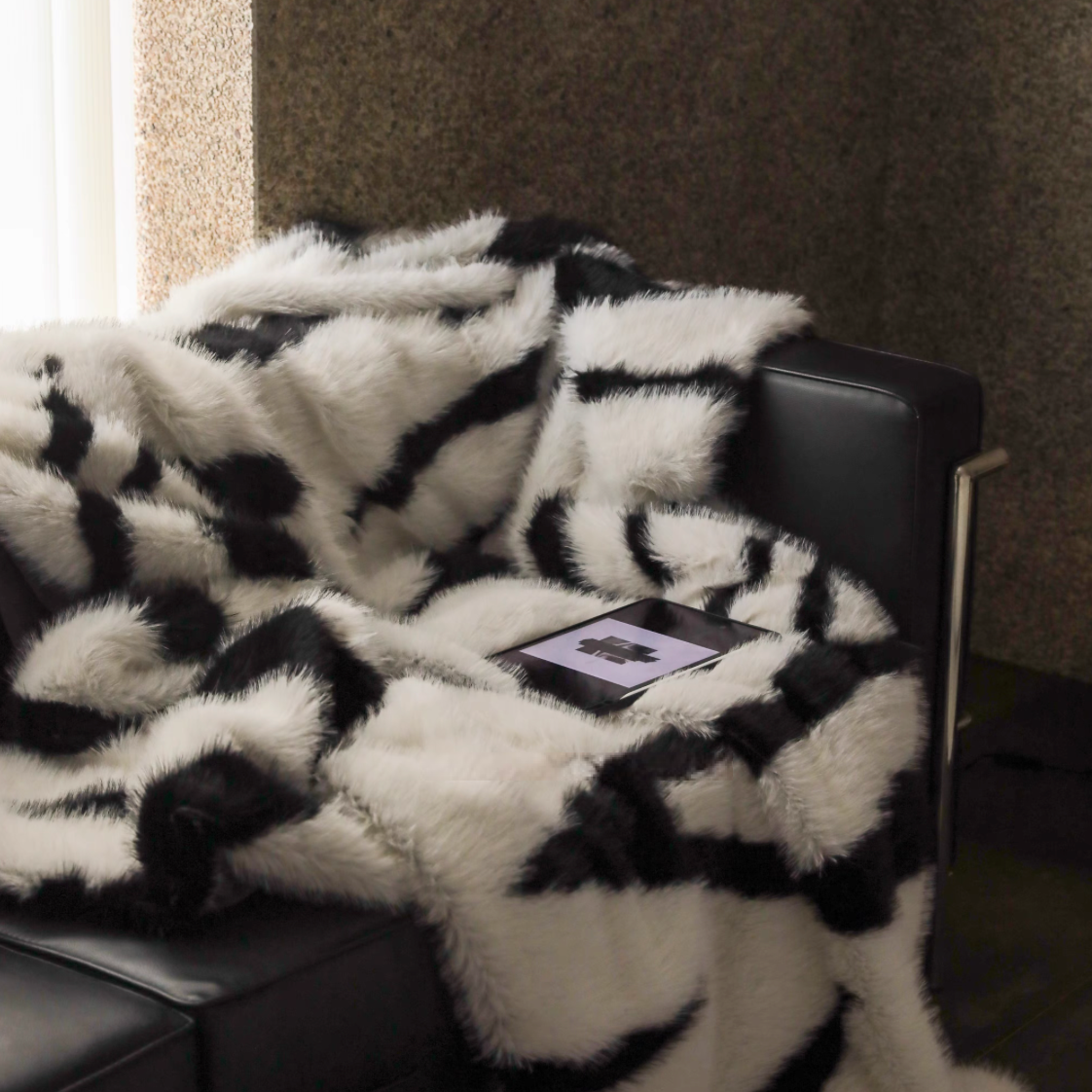 Faux Fur Throw Blanket