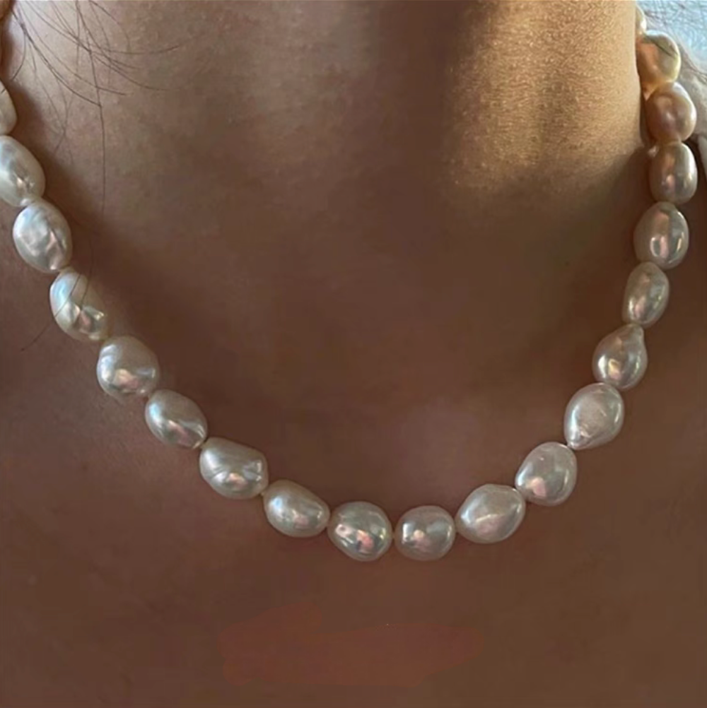 Classic Baroque Pearl Necklace