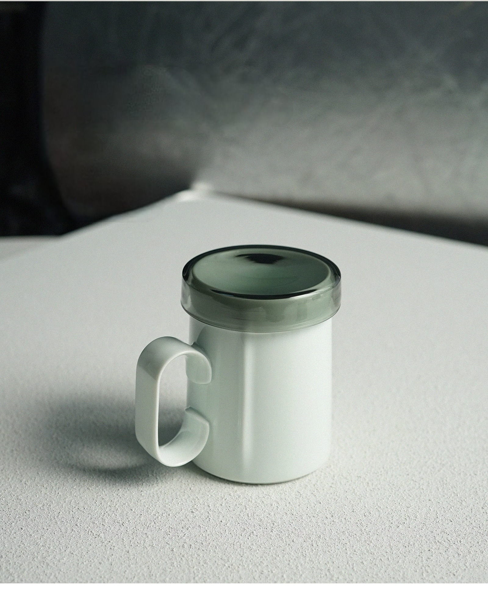 Ringmug Ceramic Mug with Lid